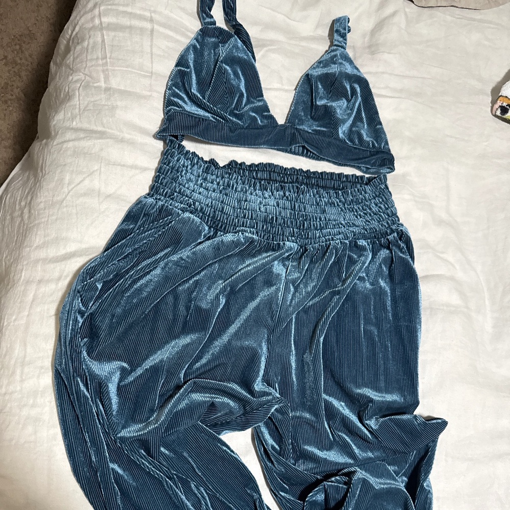 Blue pants set three-piece